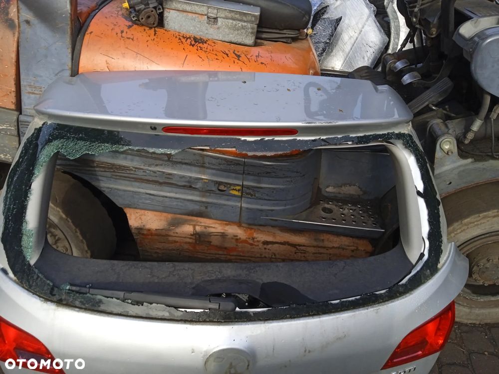 KLAPA TYLNA OPEL ASTRA IV KOMBI LAMPY ZAMEK SILNICZEK WYCIERACZKI STOP TAPICERKA - 3