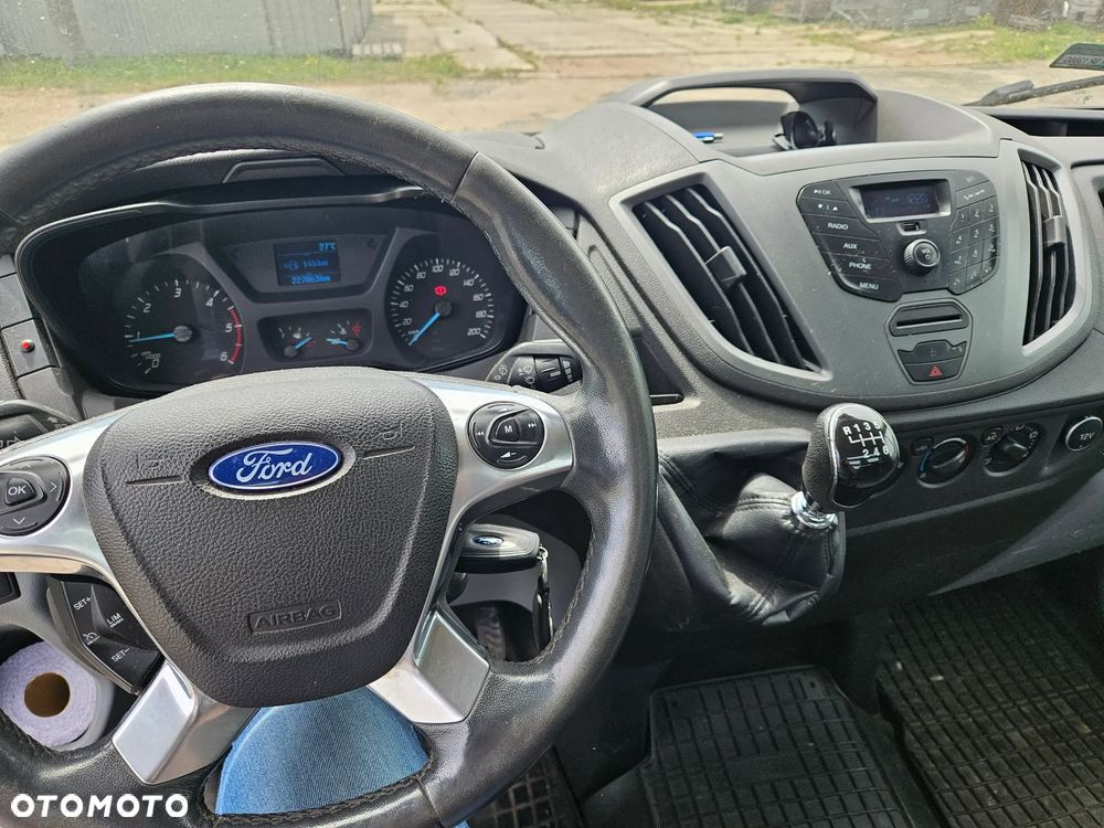 Ford TRANSIT - 8