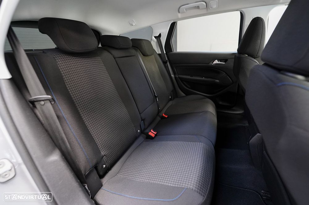 Peugeot 308 SW 1.5 BlueHDi Style J17 - 20