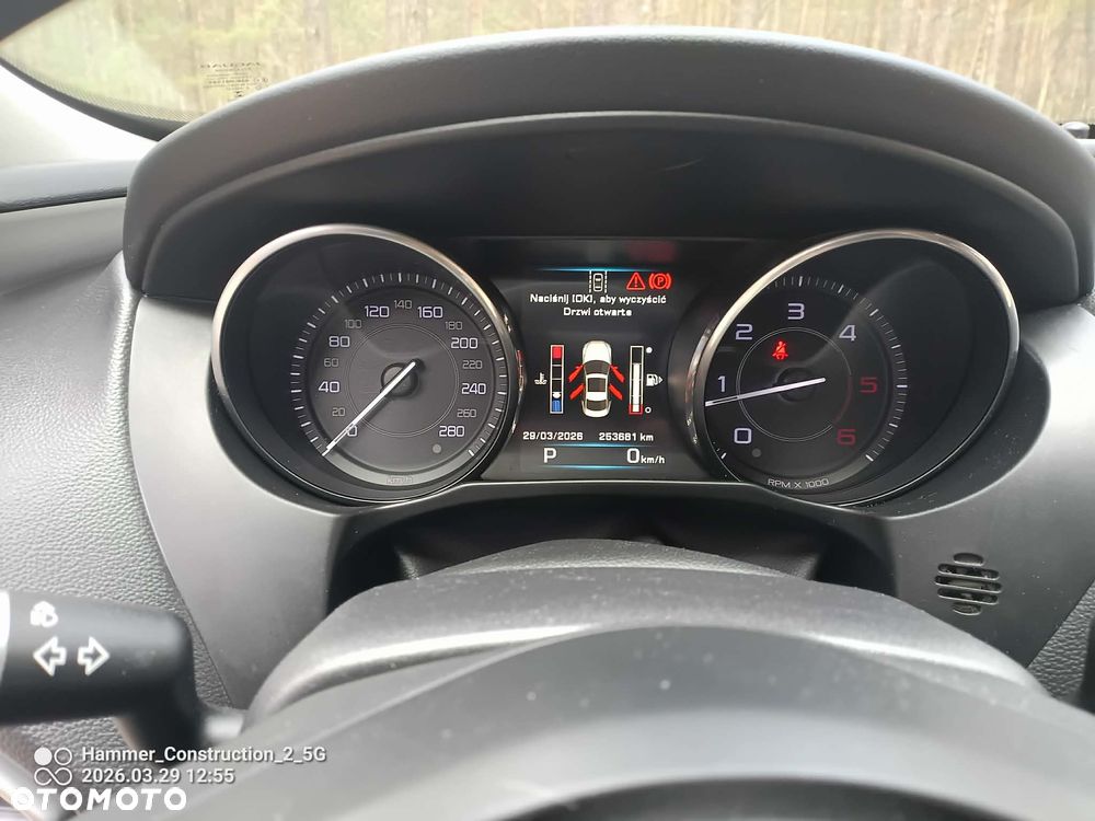 Jaguar XE E-Performance Prestige - 12