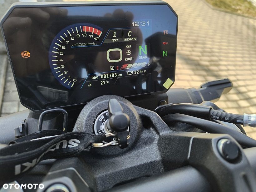 Suzuki GSX - 5