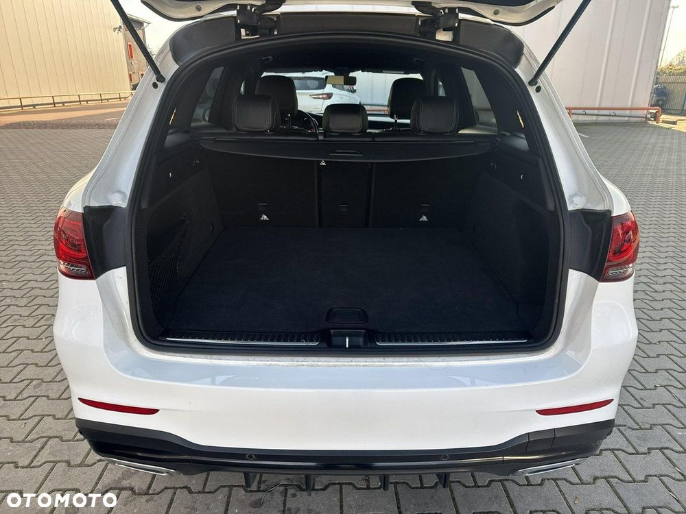 Mercedes-Benz GLC - 16