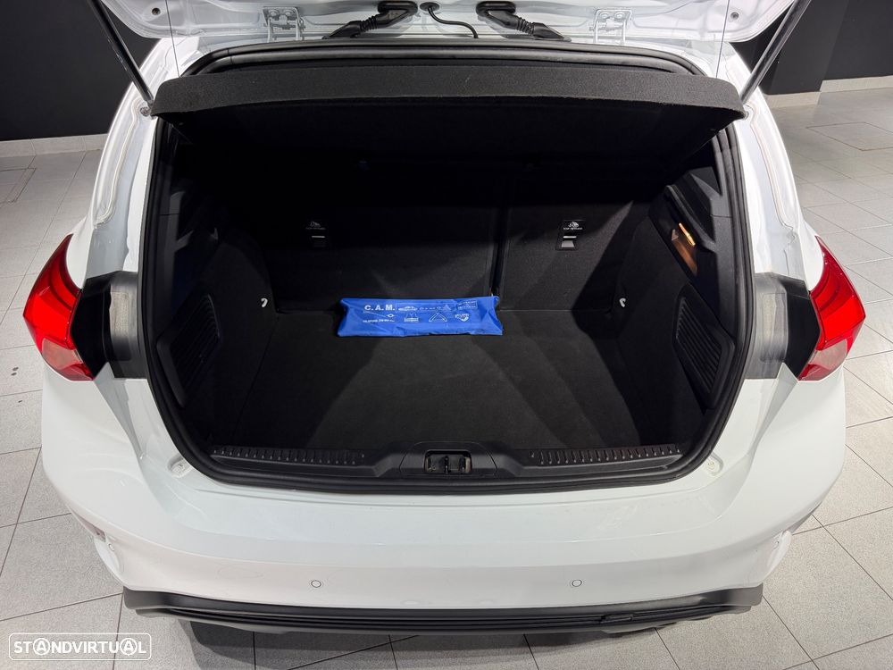 Ford Focus 1.0 EcoBoost ST-Line - 43