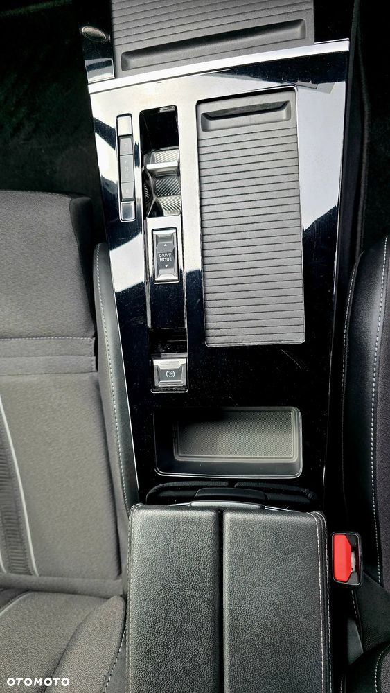 Opel Astra 1.6 T Plug-in Hybrid GS Line - 36