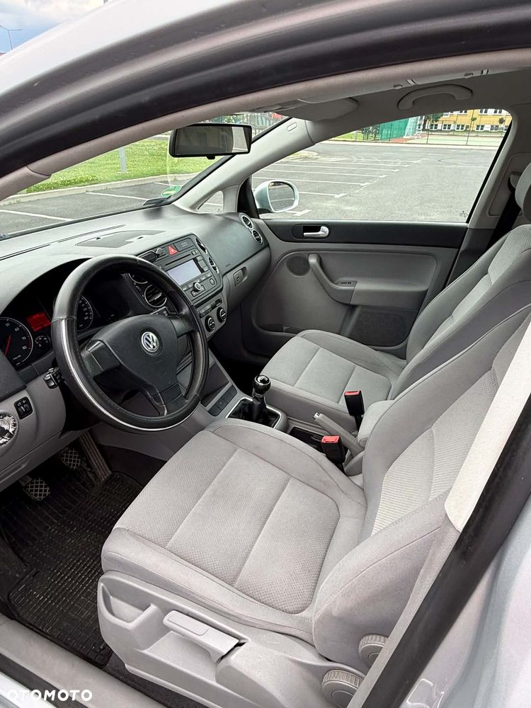 Volkswagen Golf 1.6 FSI Comfortline - 12