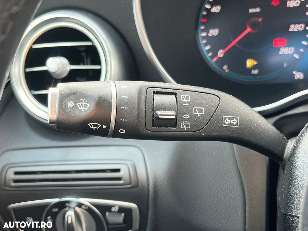 Mercedes-Benz GLC 300 de 4Matic 9G-TRONIC - 20