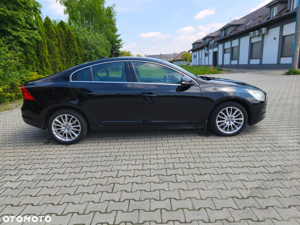 Volvo S60 - 2