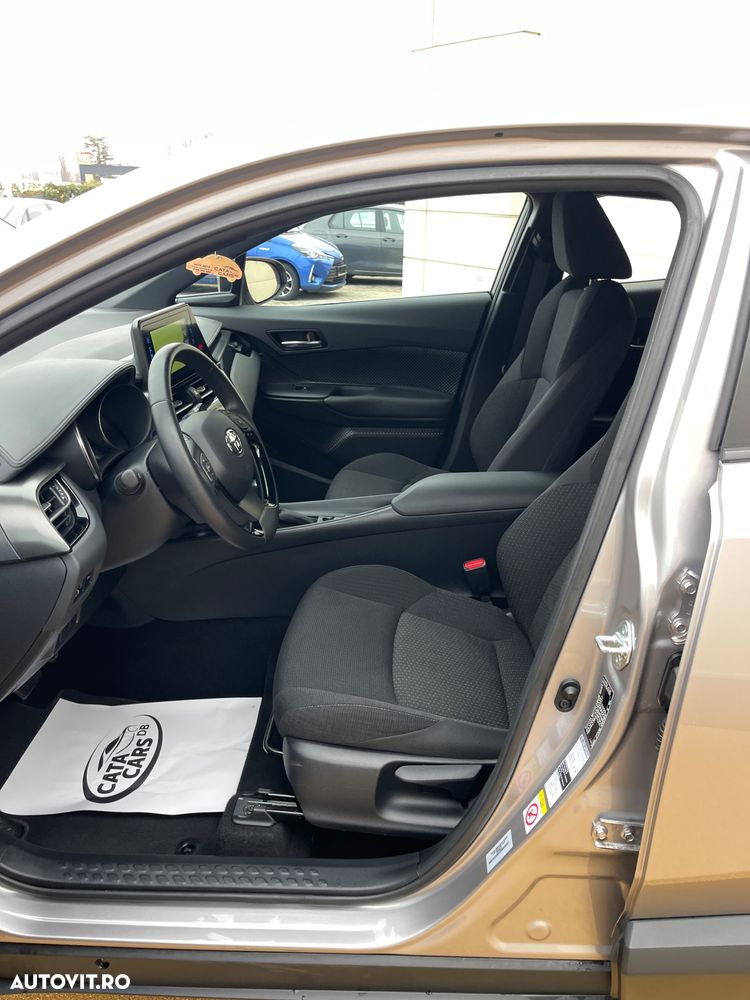 Toyota C-HR - 31