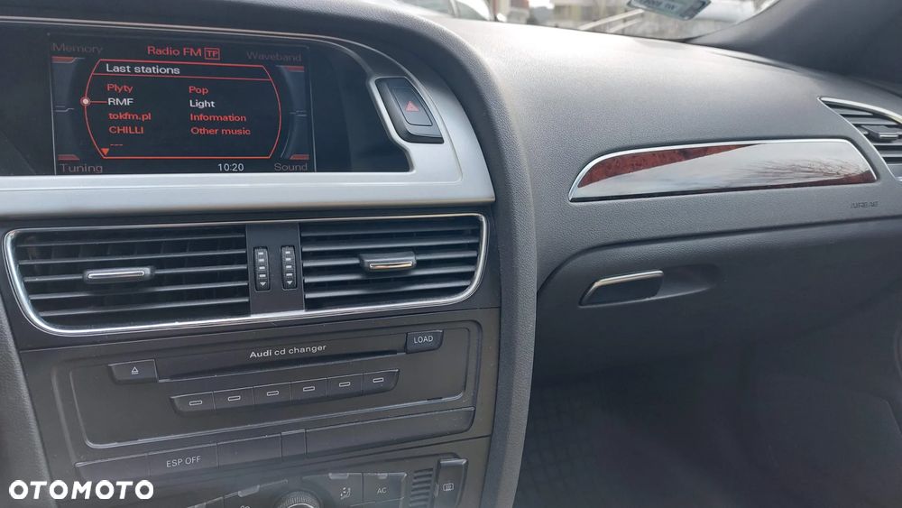 Audi A4 Avant 2.0 TDI e DPF Ambiente - 15