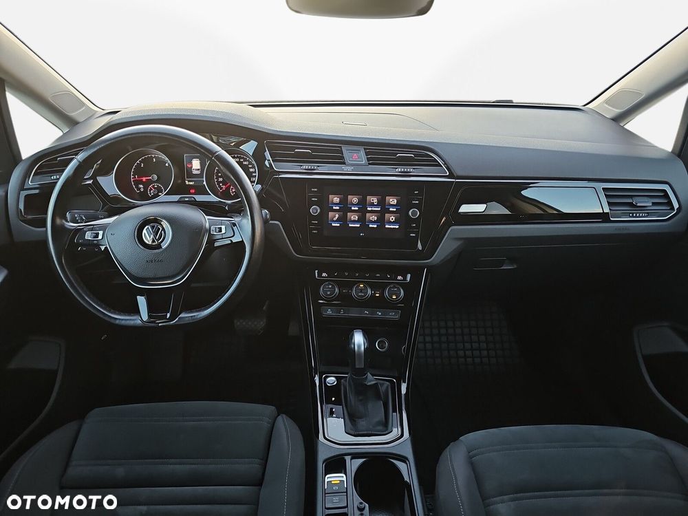 Volkswagen Touran 2.0 TDI BMT Highline DSG - 17
