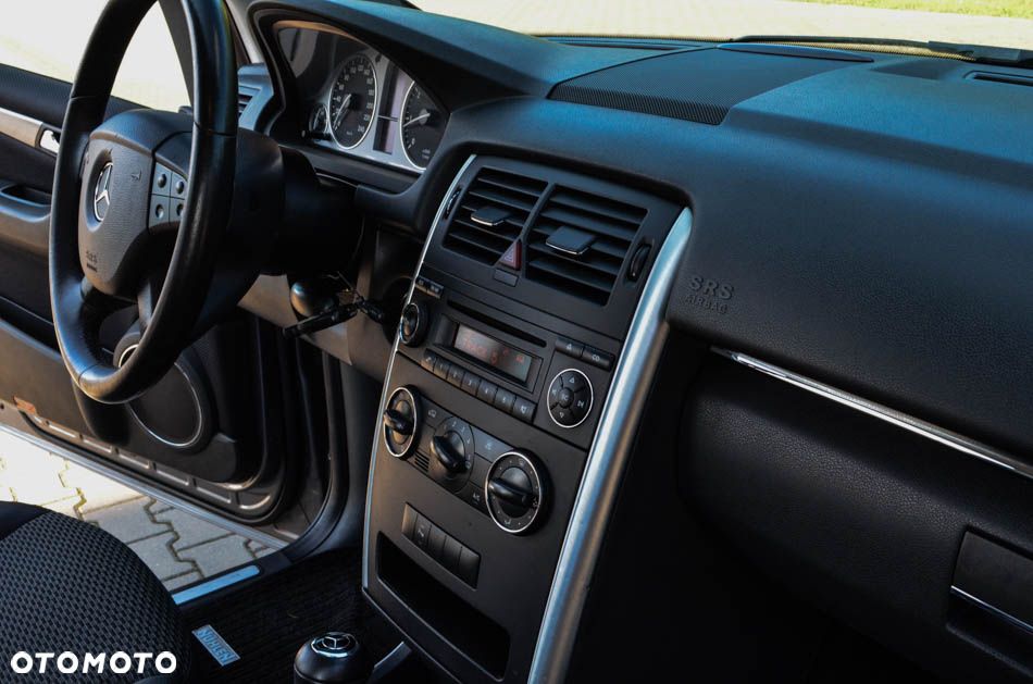 Mercedes-Benz Klasa B - 36