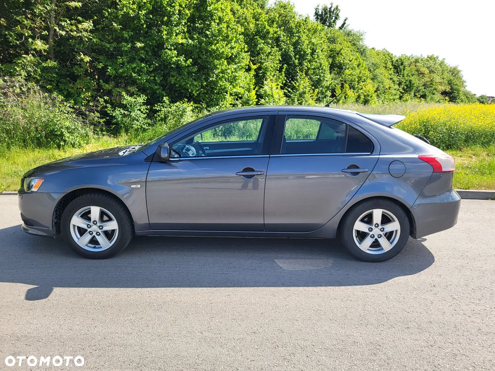 Mitsubishi Lancer - 3