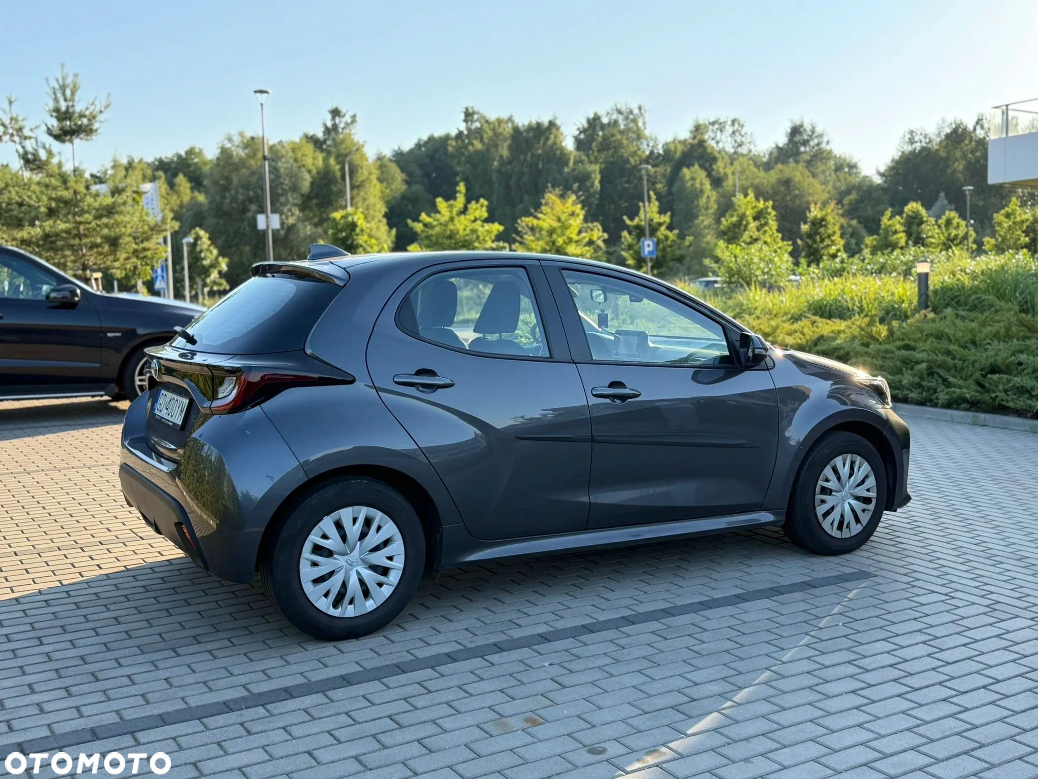 Toyota Yaris 1.5 Comfort - 1
