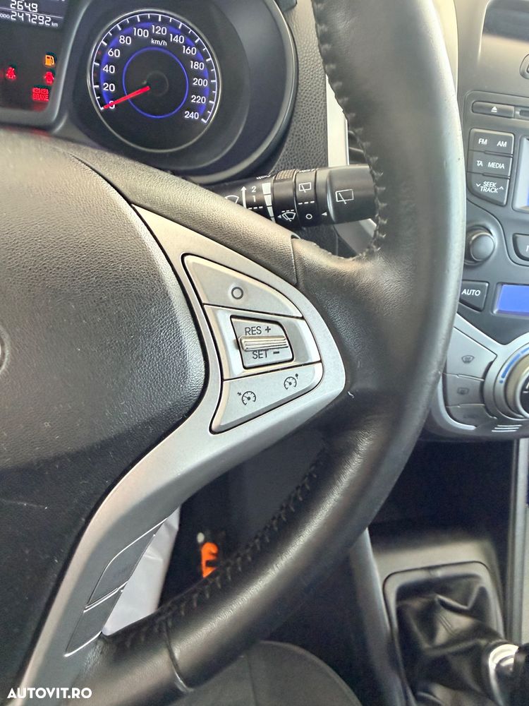 Hyundai ix20 1.4 blue YES! Gold - 12