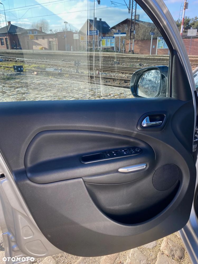 Citroën C3 Picasso 1.6 HDi Exclusive - 25