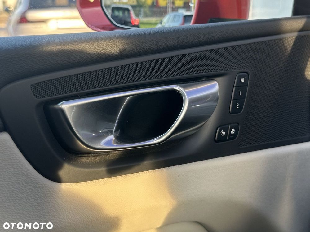 Volvo XC 60 - 37
