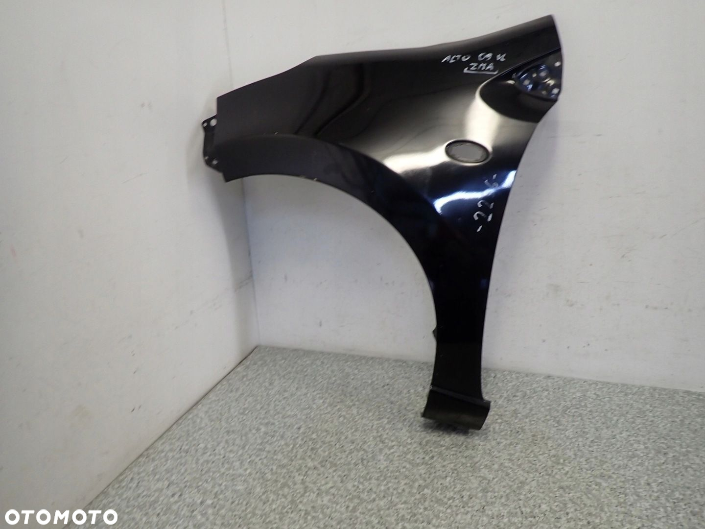 SUZUKI ALTO 5d 09-14 BŁOTNIK PRZEDNI LEWY ZMA - 2