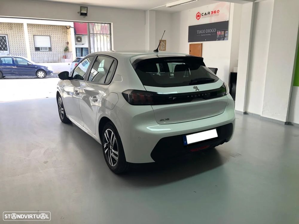 Peugeot 208 1.2 PureTech Active Pack - 4