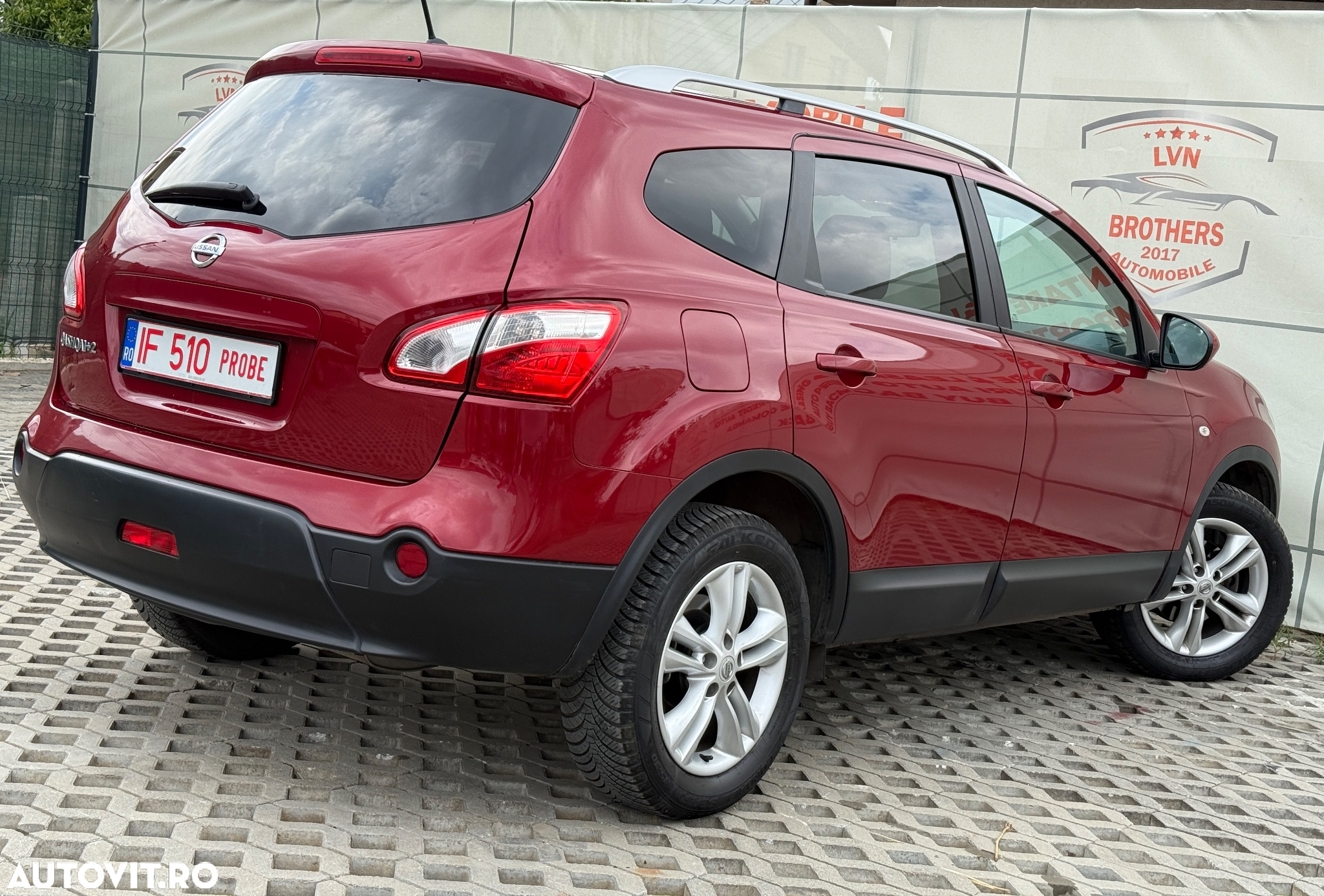 Nissan Qashqai+2 +2 1.6 2WD Visia - 4