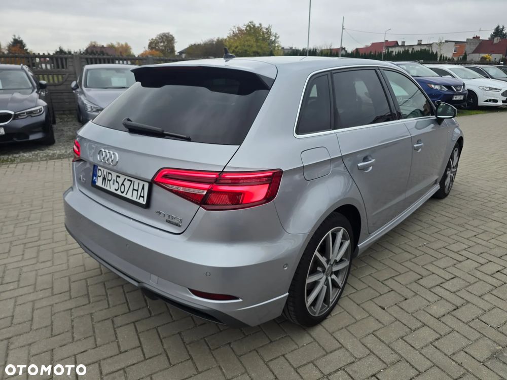 Audi A3 Sportback - 4