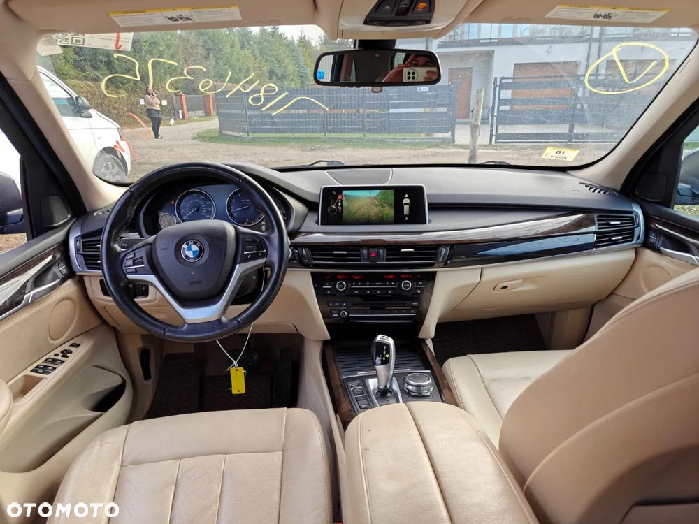 BMW X5 xDrive35i Edition Exclusive - 6