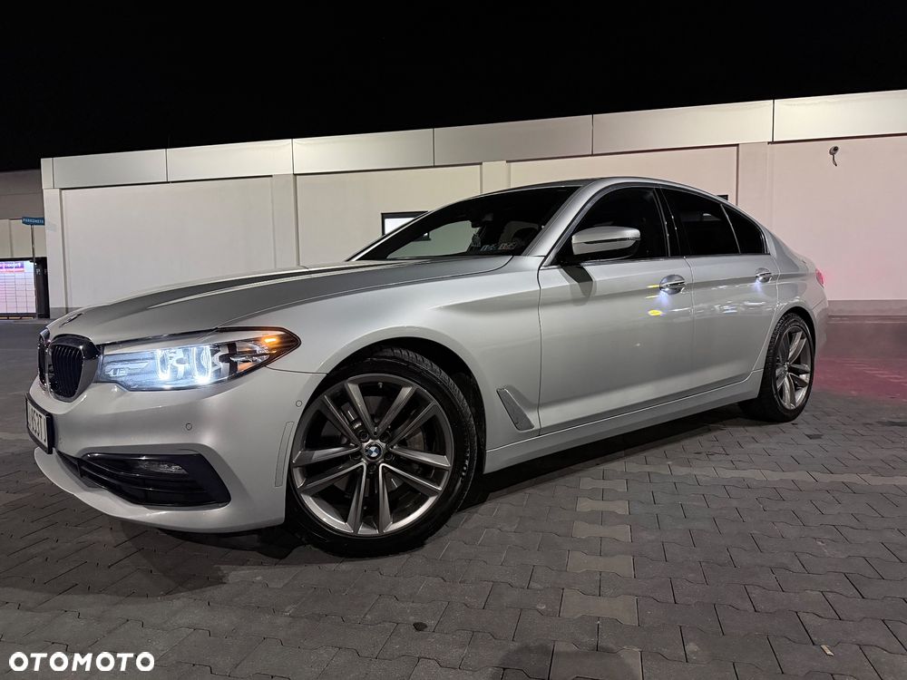 BMW Seria 5 530i xDrive GPF Sport Line sport - 6