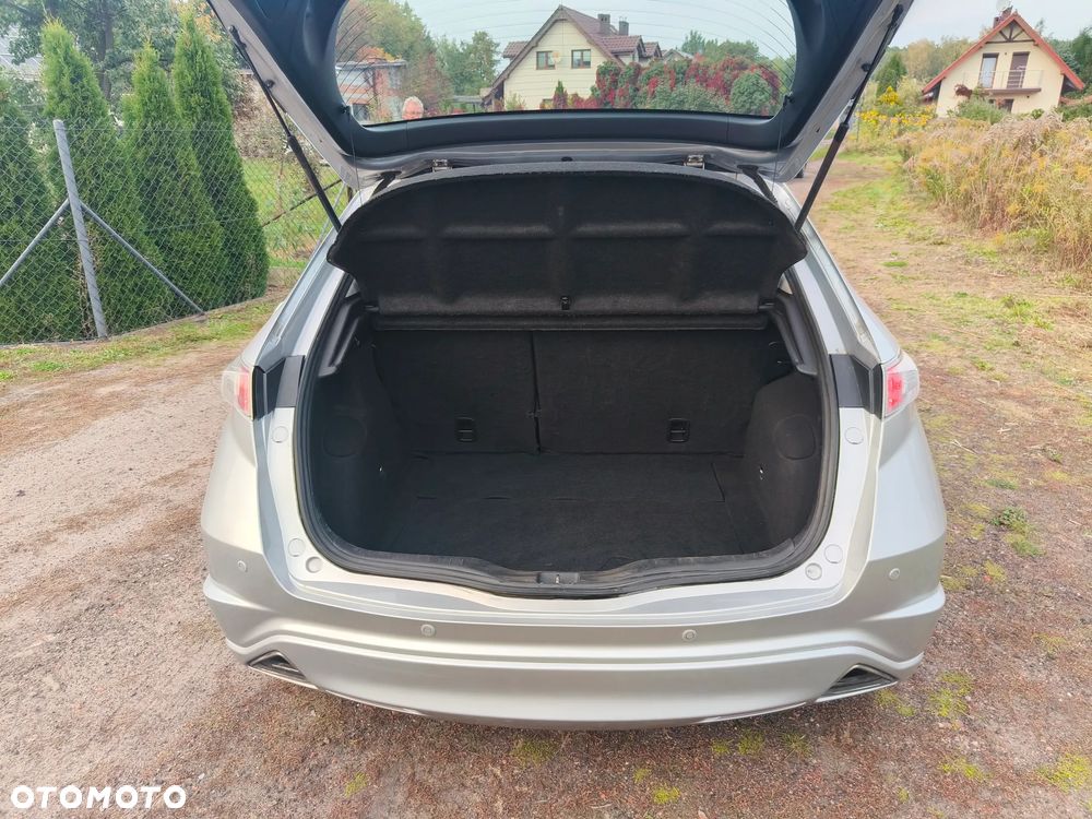 Honda Civic 1.8 GT Special Edition - 16