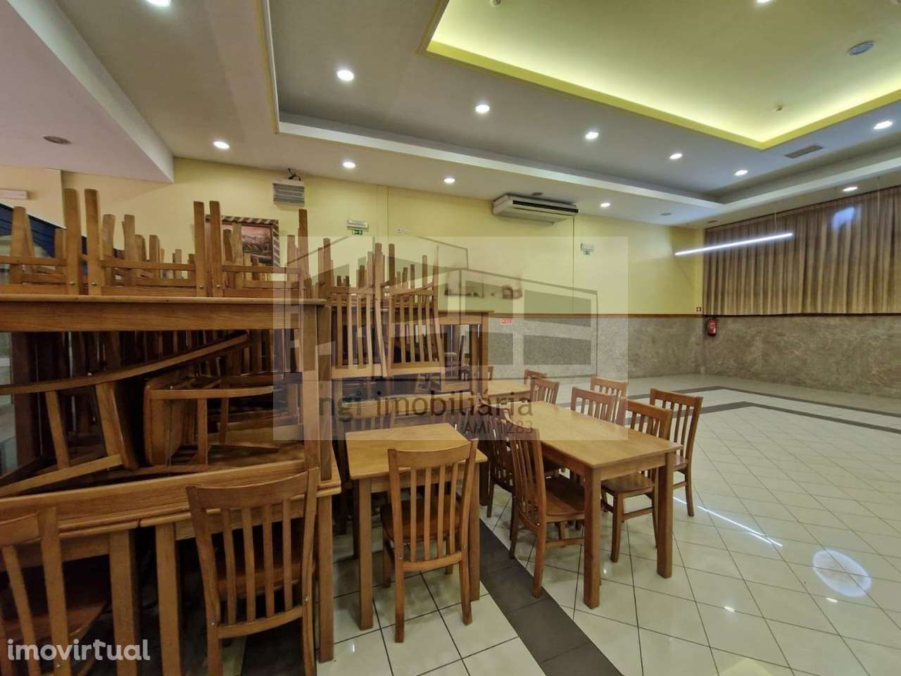 Armazém - Espaço Comercial - Vialonga - Grande imagem: 2/24