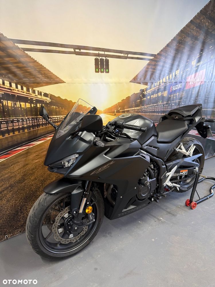 Honda CBR - 1