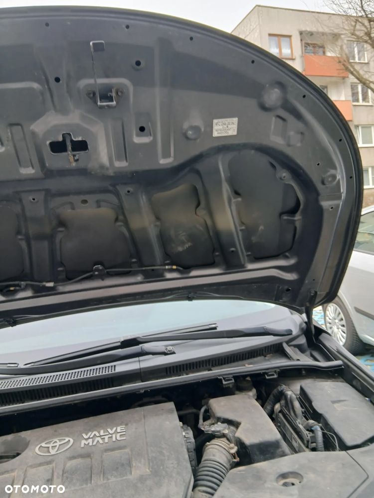 Volkswagen Touran 1.6 Conceptline - 2