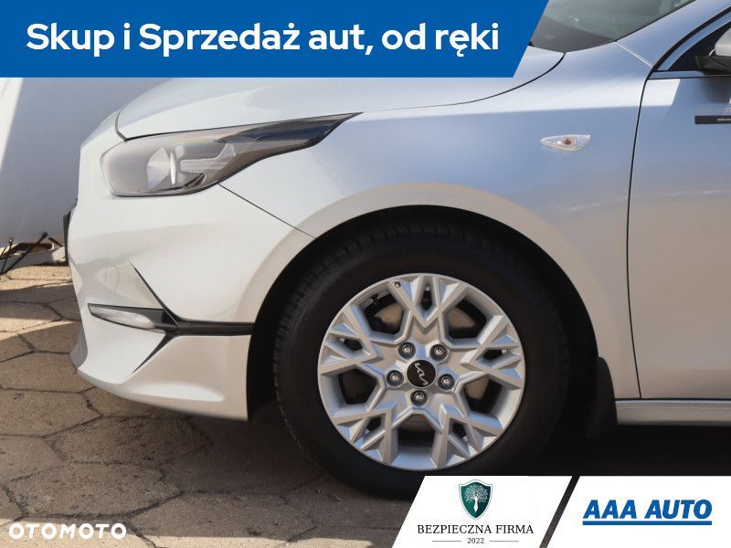 Kia Ceed - 15