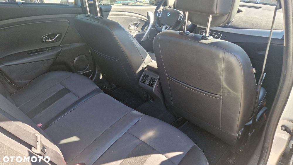 Renault Fluence 2.0 16V Sport Way - 15