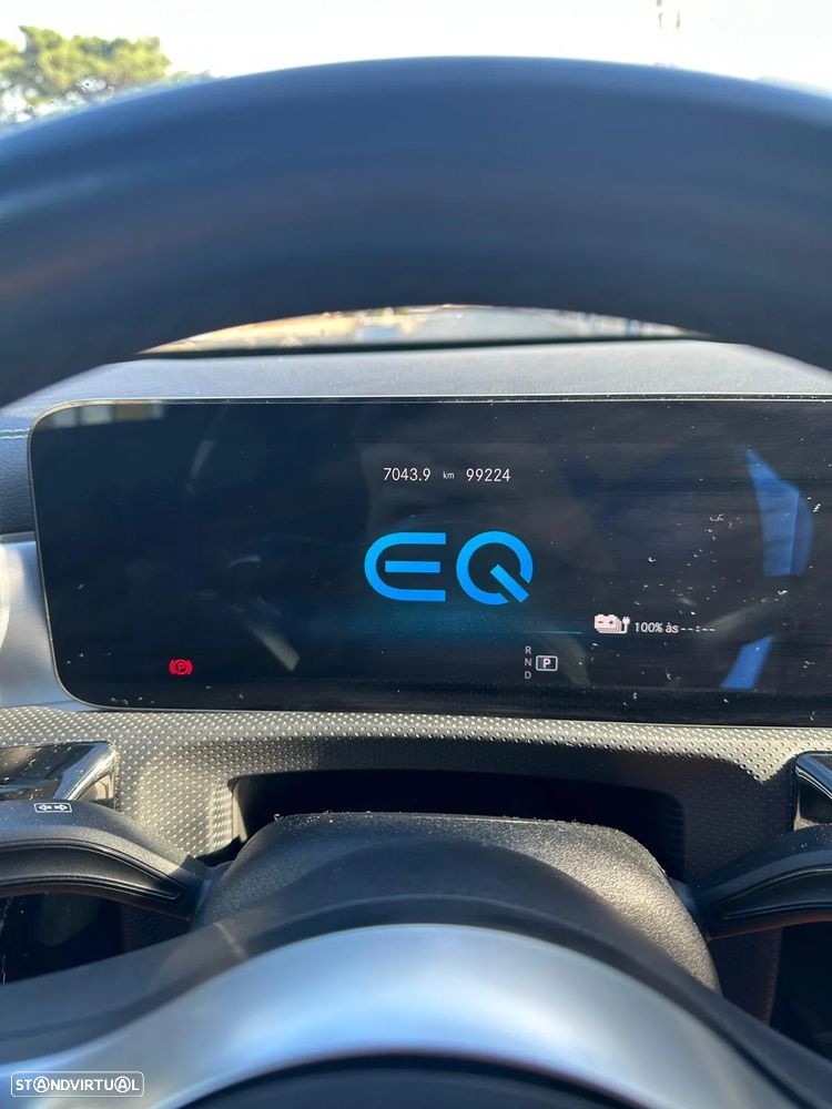 Mercedes-Benz A 250 Limousine e AMG Line - 5