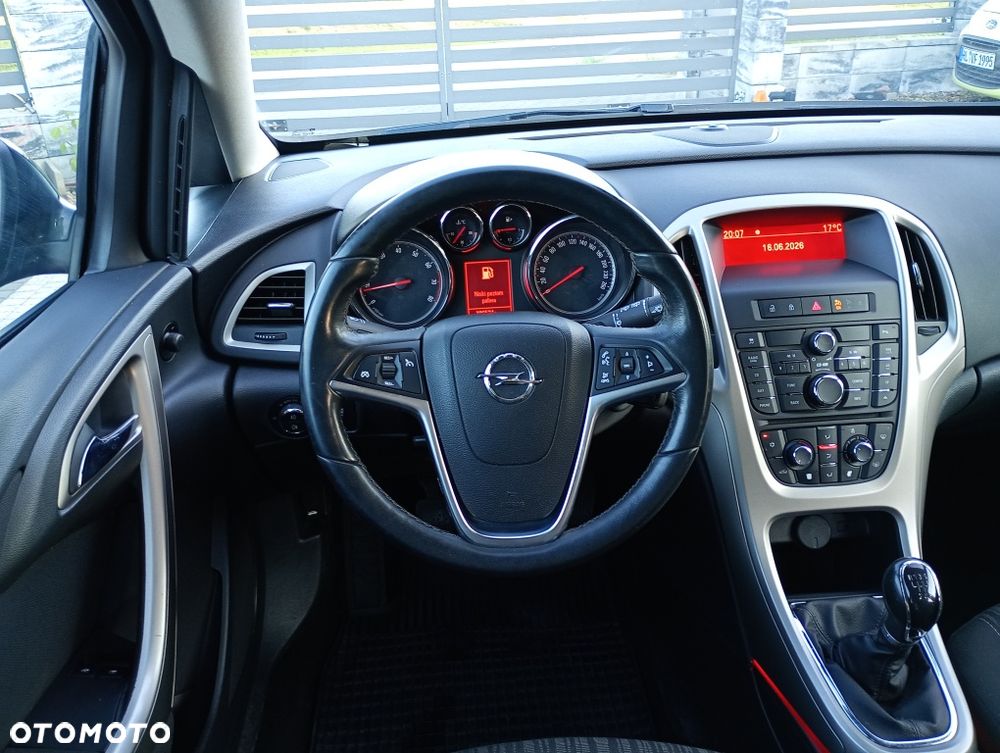 Opel Astra - 8