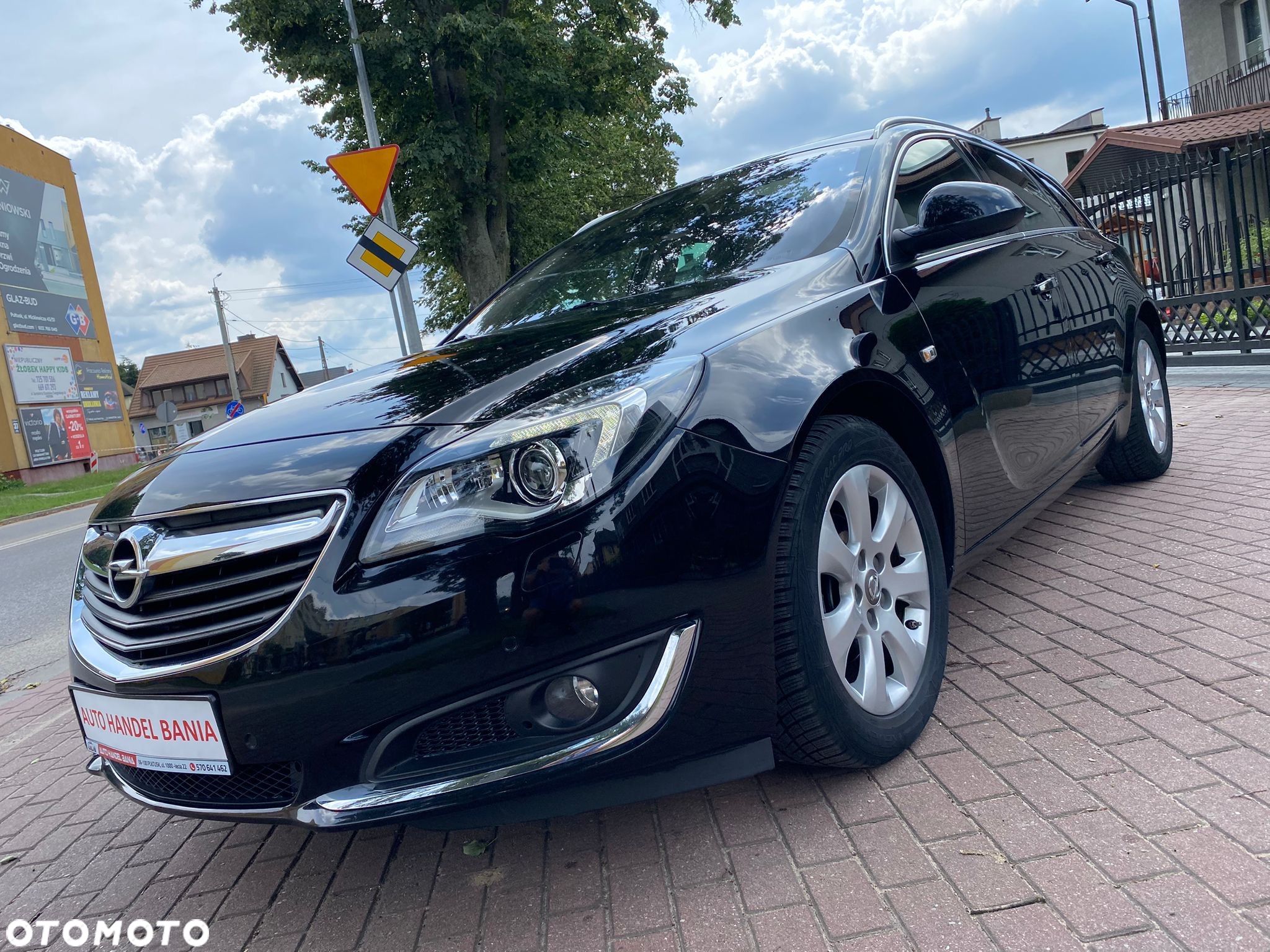 Opel Insignia 1.6 CDTI Sports Tourer ecoFLEXStart/Stop Business Edition - 1