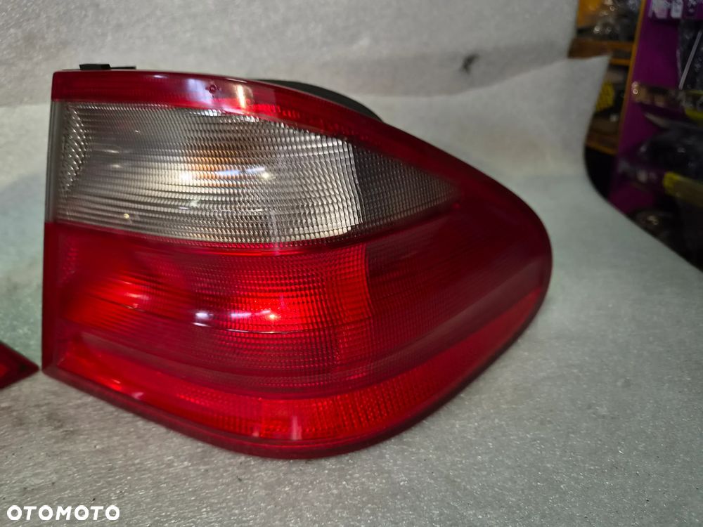 Lampa tylna L/R Mercedes CLK W208 Coupe Cabrio oryginał - 2