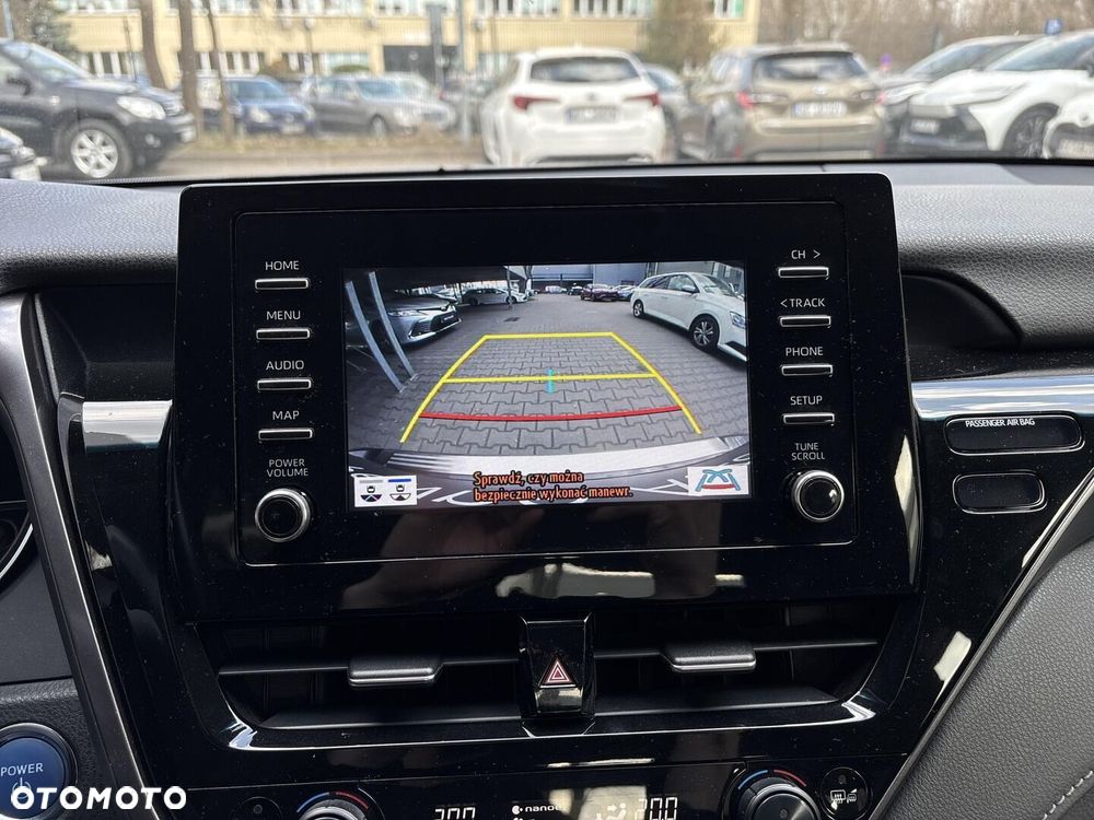 Toyota Camry 2.5 Hybrid Comfort CVT - 30