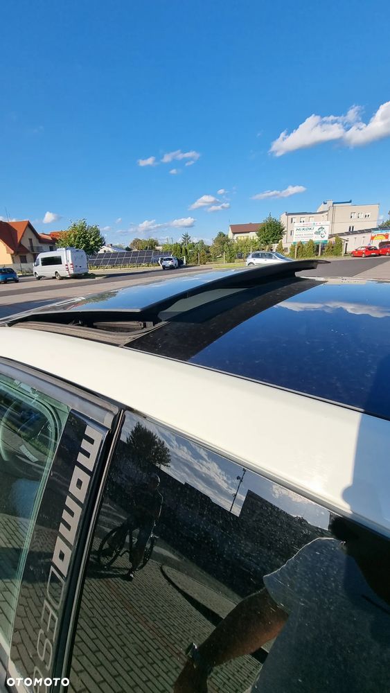 Lancia Ypsilon 1.4 S MomoDesign (5 os.) - 24