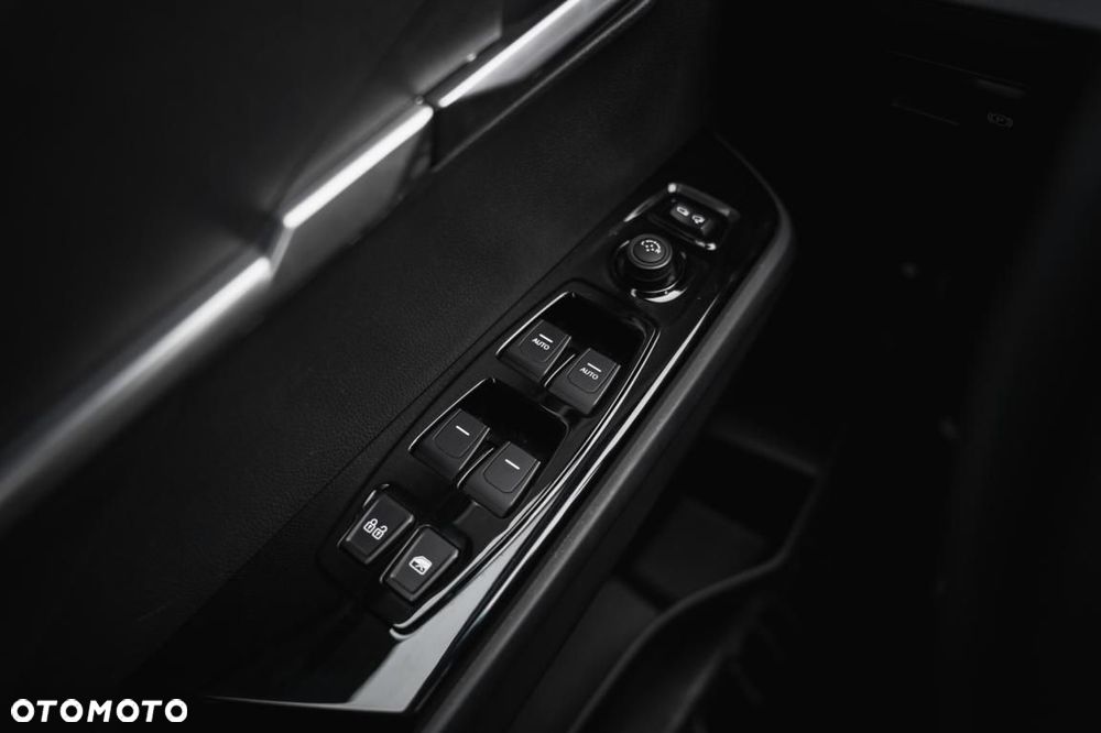 SsangYong/KGM Torres - 23