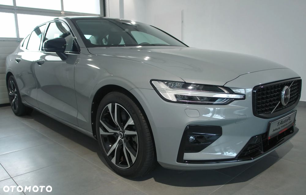 Volvo S60 B5 B AWD Ultimate Dark - 3