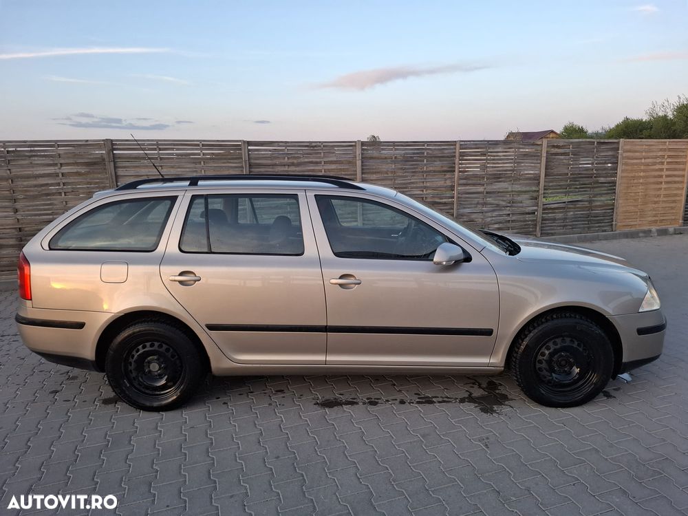 Skoda Octavia 2.0 FSI Edition 100 - 11