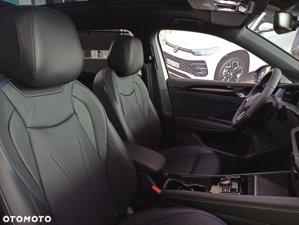 Volkswagen Tiguan - 19