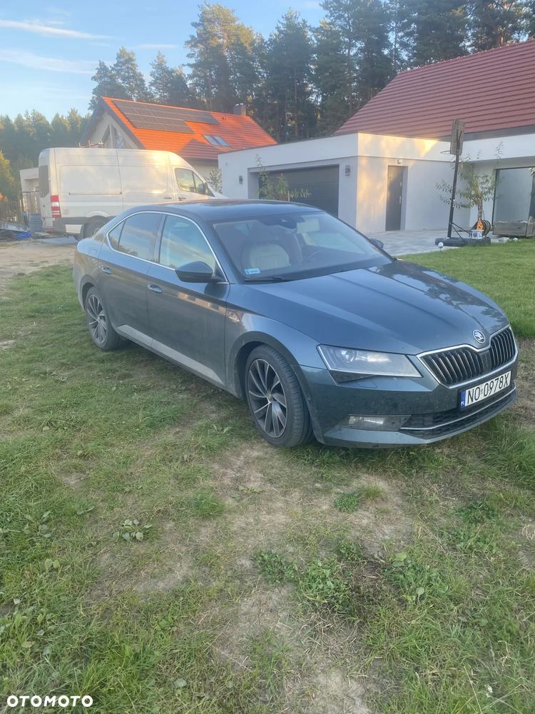 Skoda Superb 2.0 TDI 4x4 L&K DSG - 1