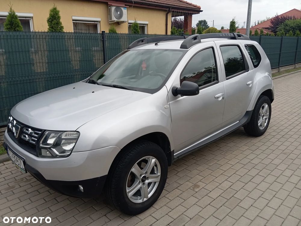 Dacia Duster 1.6 SCe Laureate 4x4 S&S - 9