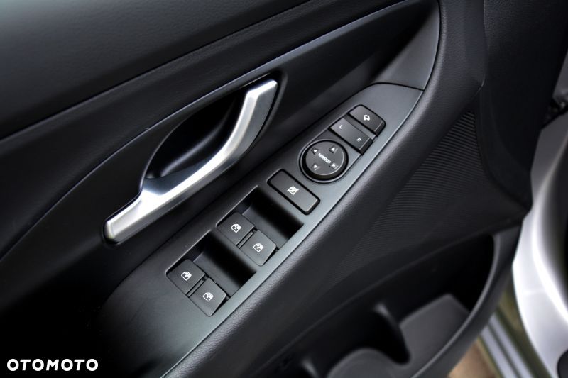 Hyundai i30 1.0 T-GDI Smart - 22