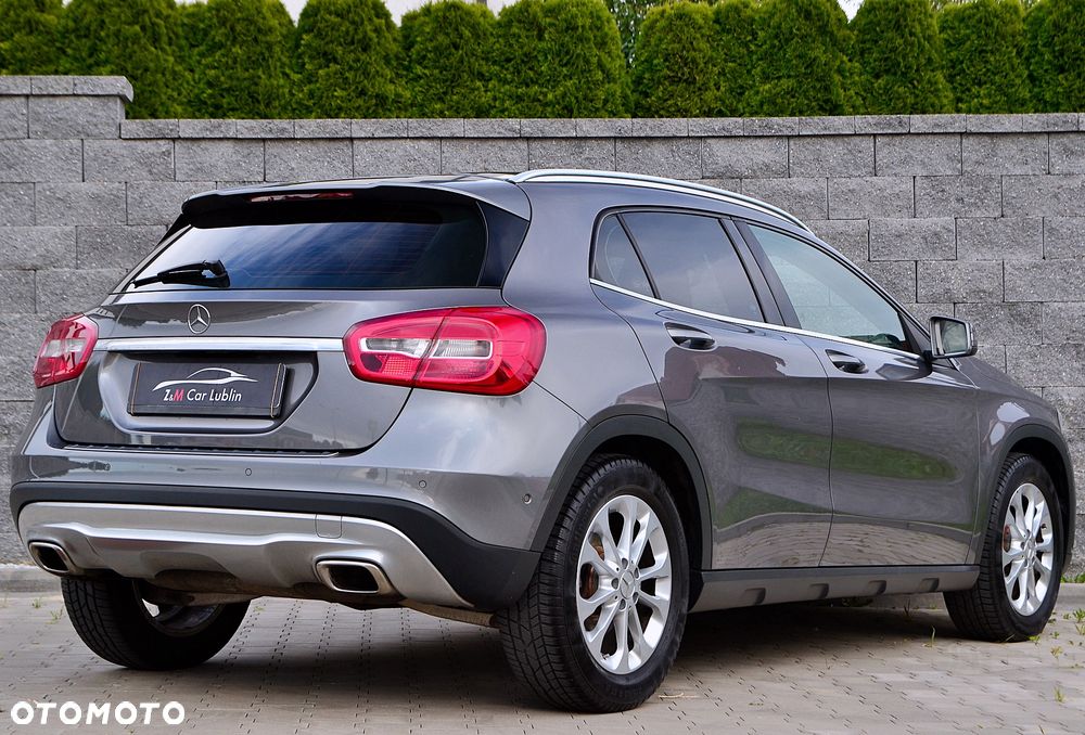 Mercedes-Benz GLA 200 Urban - 5