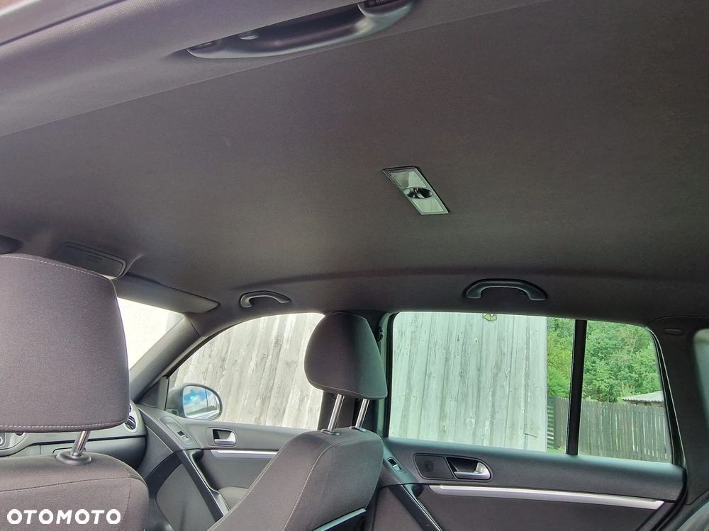 Volkswagen Tiguan 2.0 TDI 4Mot R-Style DSG - 10