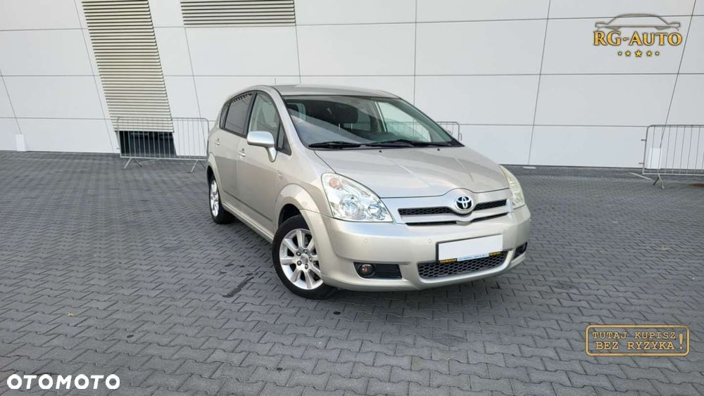 Toyota Corolla Verso - 1