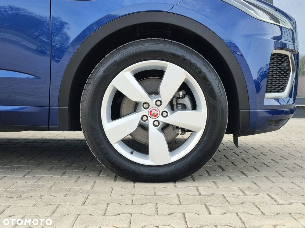Jaguar E-Pace 2.0 P200 mHEV AWD R-Dynamic S - 10