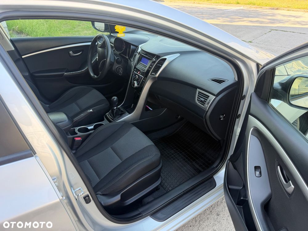 Hyundai i30 1.4 Classic - 10